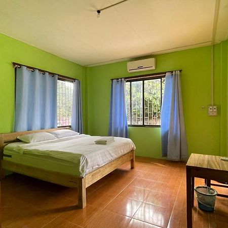 Sokxay Guerthouse Hotel Vang Vieng Exterior photo
